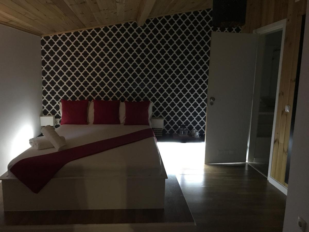 Tejos House Hotel อัลมาดา ภายนอก รูปภาพ